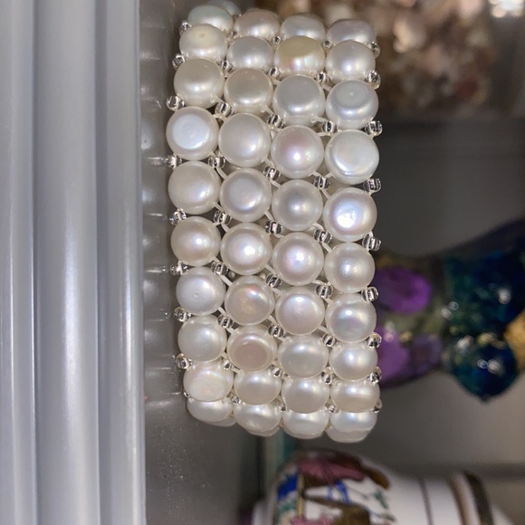Freshwater Pearl Bracelet - Picture 5 of 5